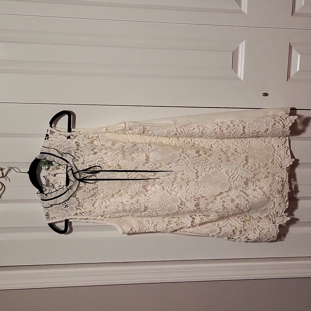 Mini  lace dress